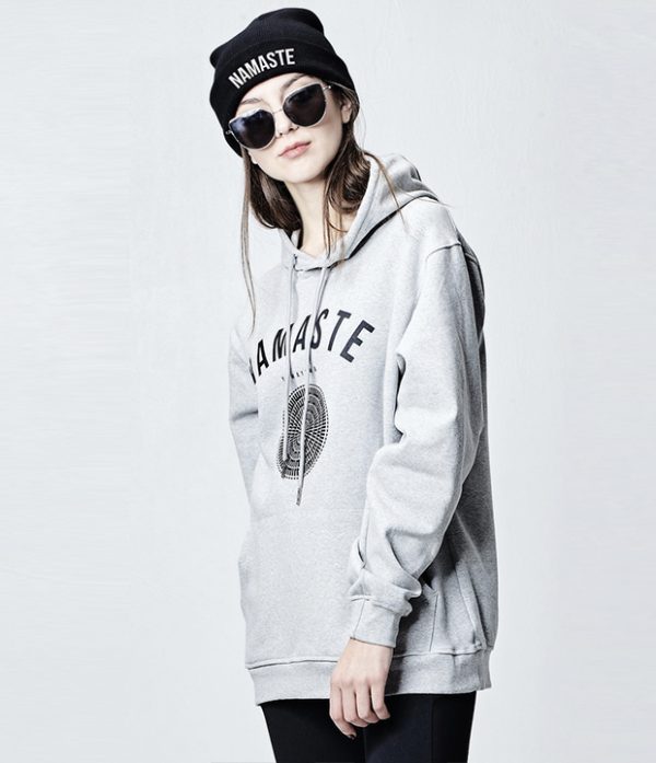 Screenshot 曼陀罗灰色连帽卫衣