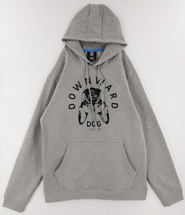 下犬式连帽卫衣