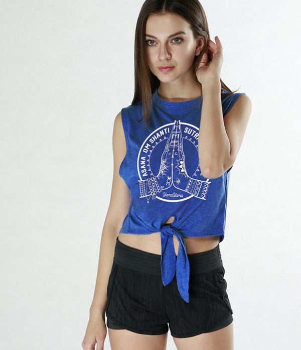 巧锁似初绑带背心